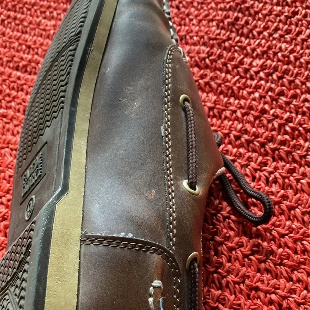 Men’s Faded Glory dark brown casual lace-up boat shoes. Size 9. Preowned.